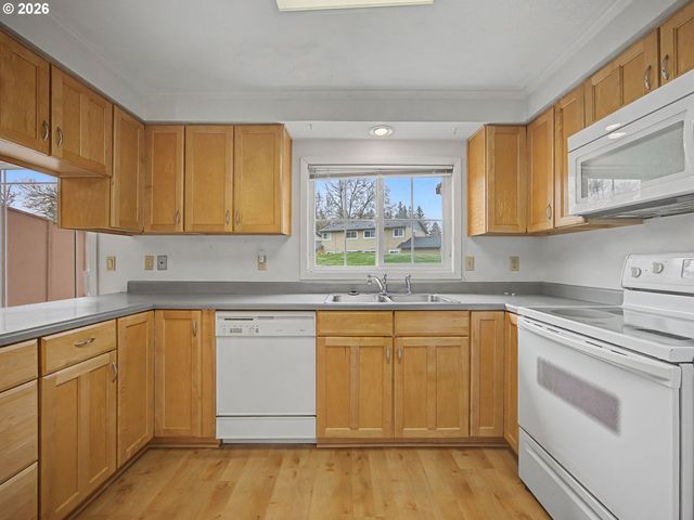 18508 Ne WASCO St, Portland, OR 97230