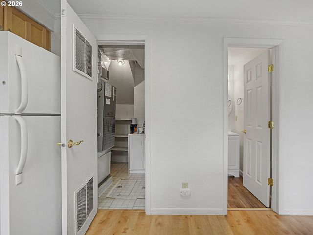 18508 Ne WASCO St, Portland, OR 97230