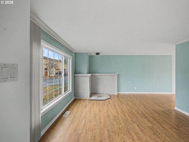 18508 Ne WASCO St, Portland, OR 97230