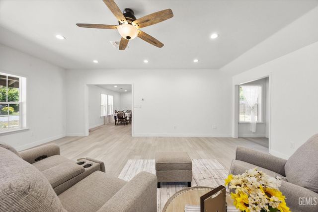 30150 Jamaica Dunes Drive, Tehachapi, CA 93561