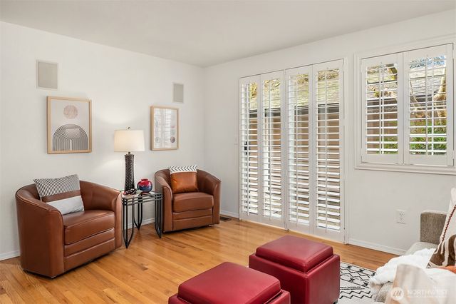 6510 115th Place SE, Bellevue, WA 98006