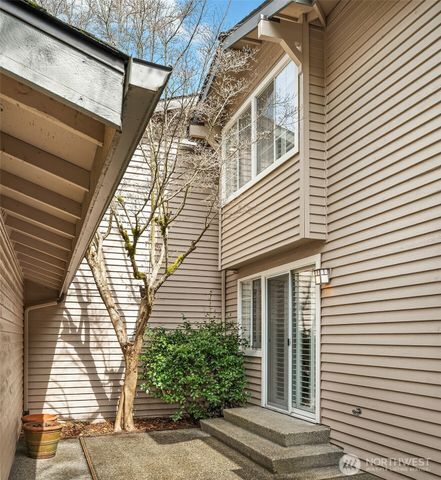 6510 115th Place SE, Bellevue, WA 98006