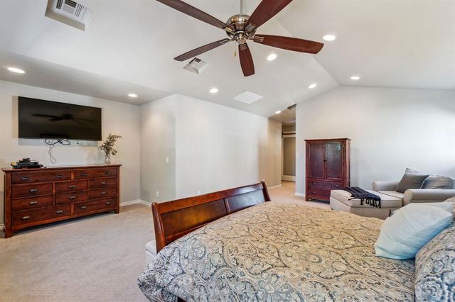 1707 Pennington Way, Nichols Hills, OK 73116