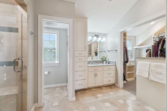 1707 Pennington Way, Nichols Hills, OK 73116