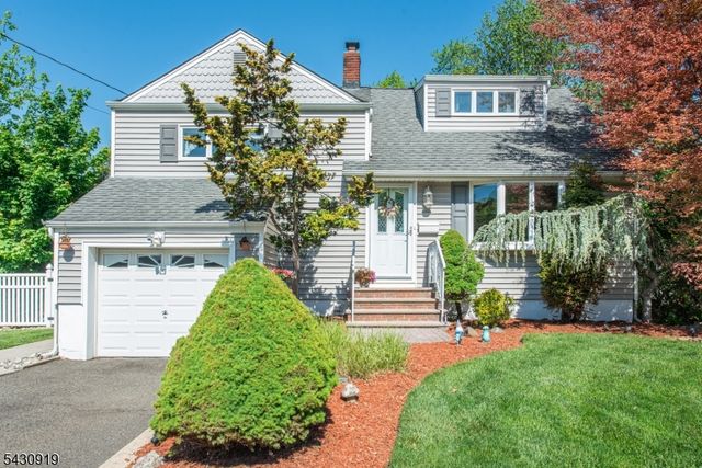 25 Meadow Dr, Little Falls Twp., NJ 07424