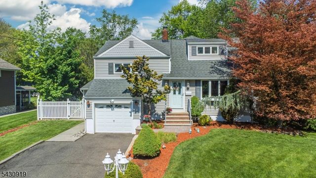 25 Meadow Dr, Little Falls Twp., NJ 07424