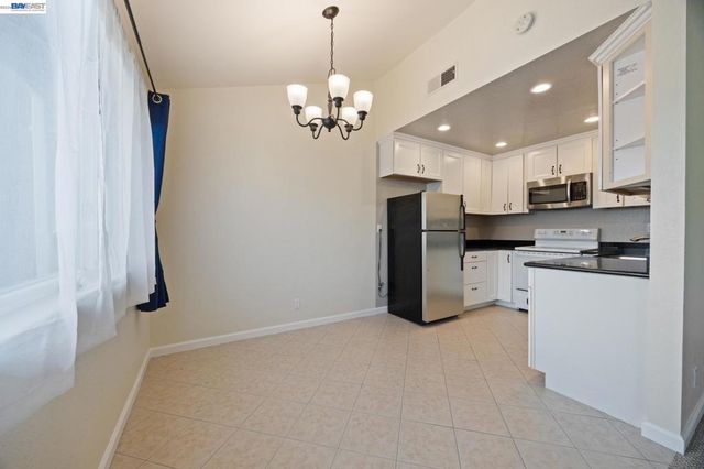 103 Pamela Ct, Daly City, CA 94015