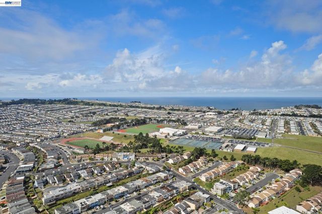 103 Pamela Ct, Daly City, CA 94015