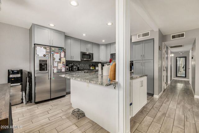 5209 N 18TH Drive, Phoenix, AZ 85015