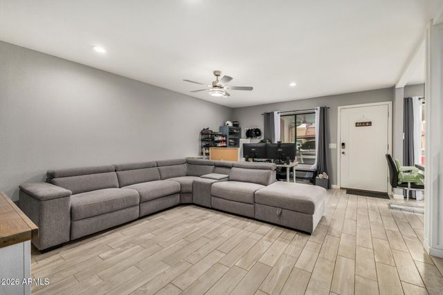 5209 N 18TH Drive, Phoenix, AZ 85015