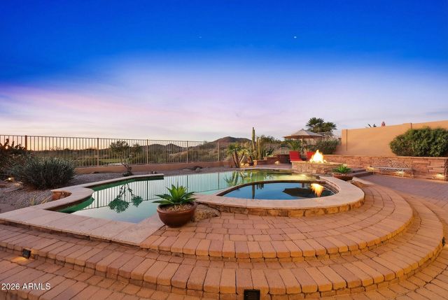 18174 W NARRAMORE Road, Goodyear, AZ 85338