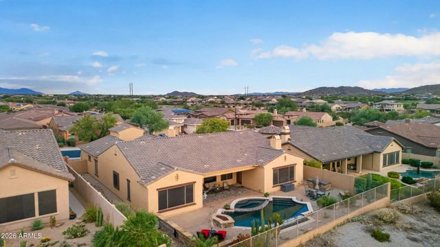 18174 W NARRAMORE Road, Goodyear, AZ 85338
