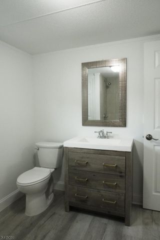 15 3rd St, Wayne Twp., NJ 07470