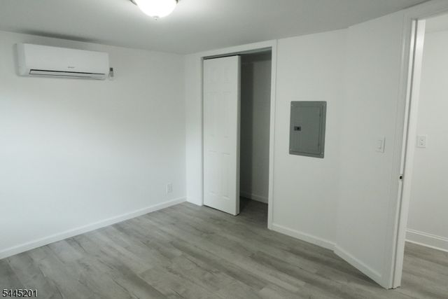 15 3rd St, Wayne Twp., NJ 07470