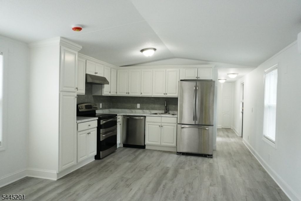 15 3rd St, Wayne Twp., NJ 07470 — photo 3