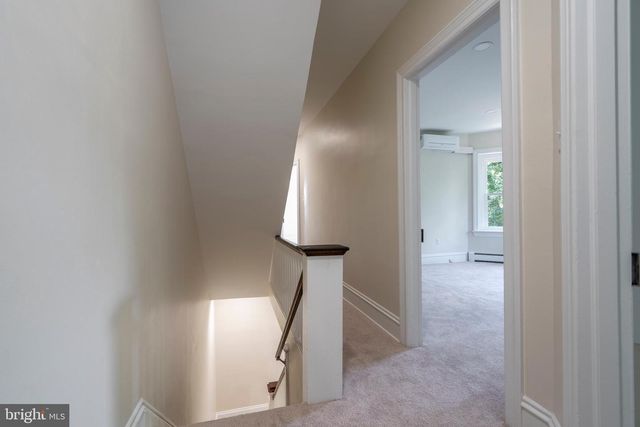 131 JEFFERSON ST, East Greenville, PA 18041