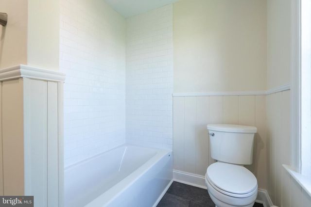 131 JEFFERSON ST, East Greenville, PA 18041