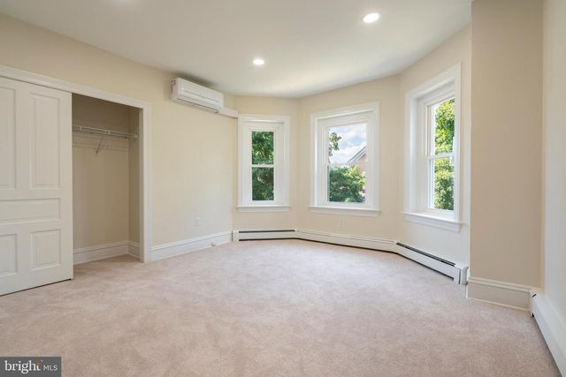 131 JEFFERSON ST, East Greenville, PA 18041