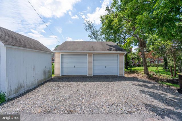 131 JEFFERSON ST, East Greenville, PA 18041