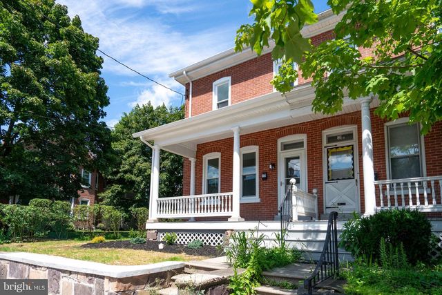 131 JEFFERSON ST, East Greenville, PA 18041