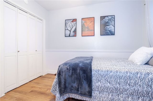 18900 Vincennes St, Northridge, CA 91324