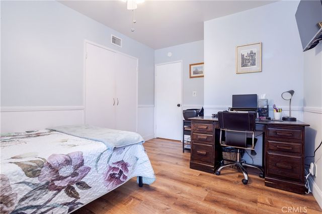 18900 Vincennes St, Northridge, CA 91324