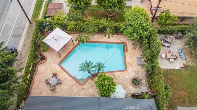 18900 Vincennes St, Northridge, CA 91324