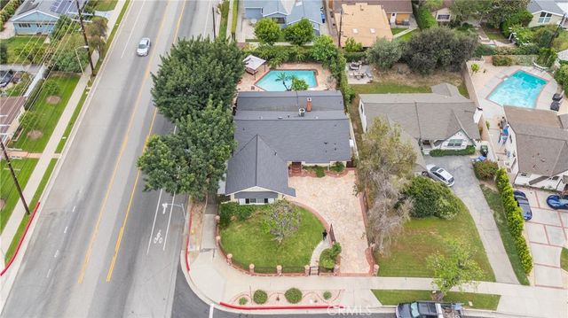 18900 Vincennes St, Northridge, CA 91324