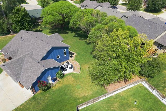 1303 S Ravenwood Ct, Derby, KS 67037