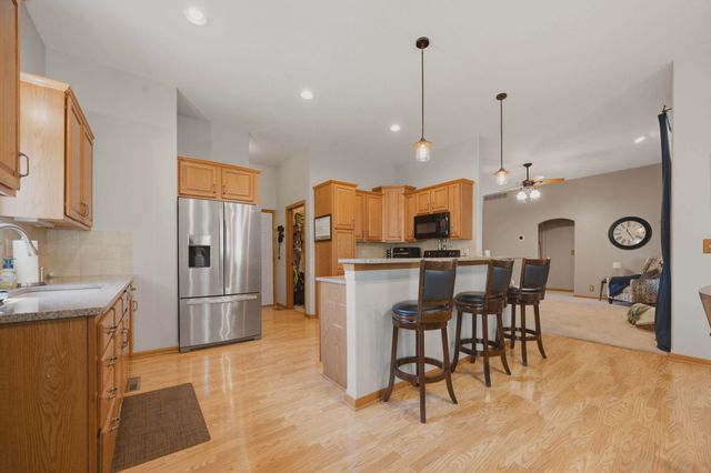 1303 S Ravenwood Ct, Derby, KS 67037