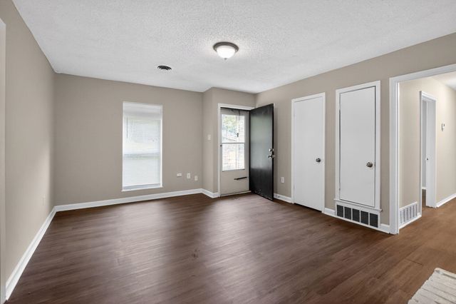 3545 VOLTAIRE AVE, Memphis, TN 38128