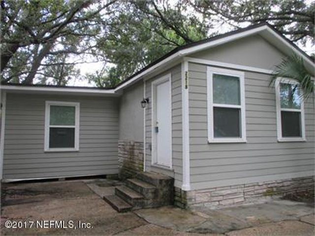 2218 LAMEE Avenue, Jacksonville, FL 32207