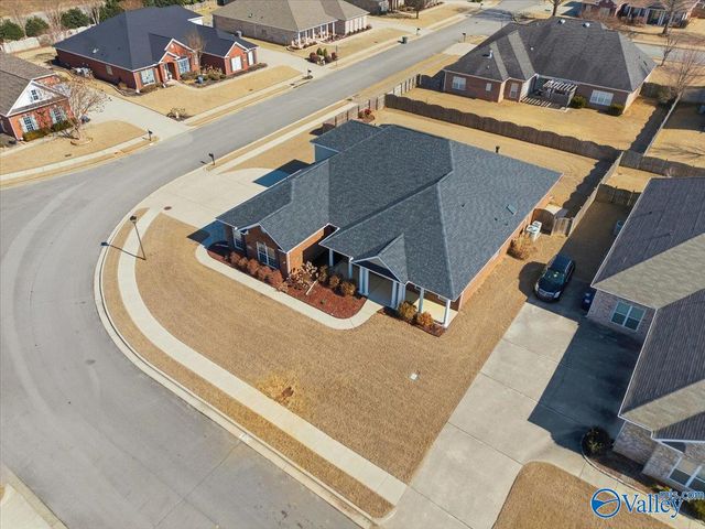 2238 Towne Park Drive SW, Huntsville, AL 35803