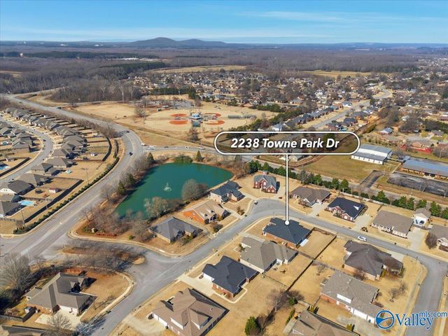 2238 Towne Park Drive SW, Huntsville, AL 35803