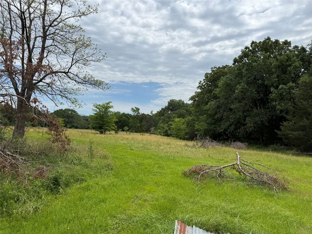 4451 County Road 2295, Telephone, TX 75488