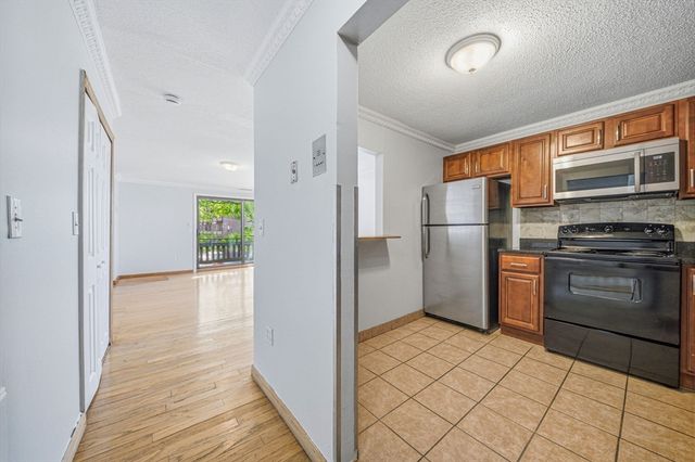 286 Fenno St 1, Revere, MA 02151