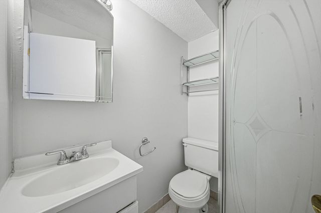 286 Fenno St 1, Revere, MA 02151