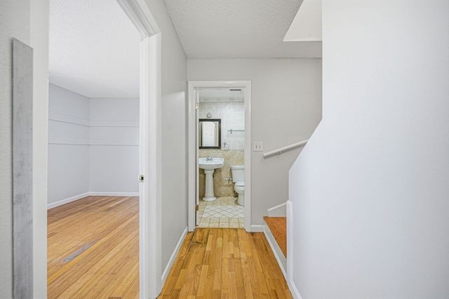 286 Fenno St 1, Revere, MA 02151