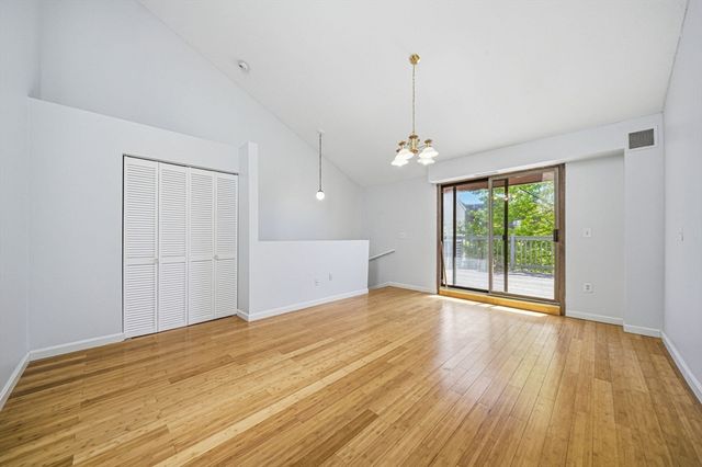 286 Fenno St 1, Revere, MA 02151