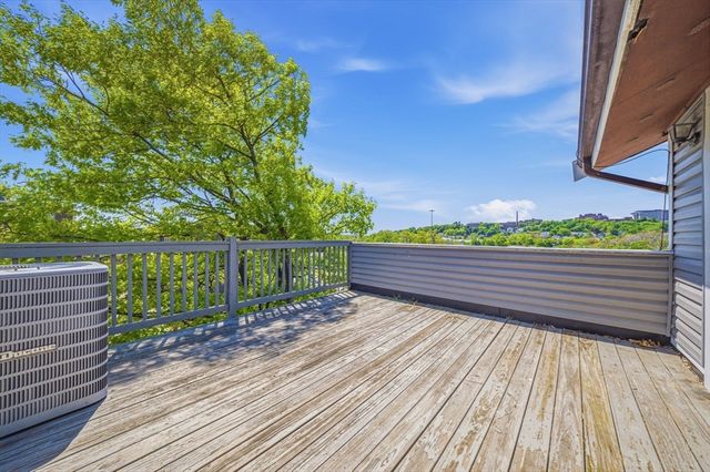 286 Fenno St 1, Revere, MA 02151