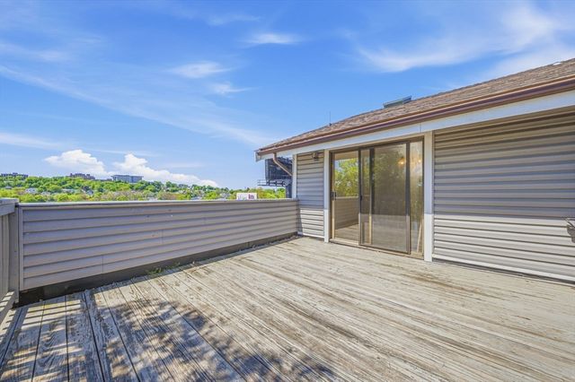 286 Fenno St 1, Revere, MA 02151