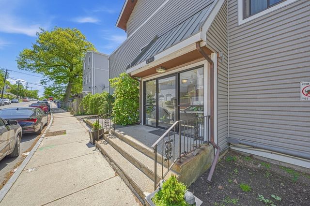 286 Fenno St 1, Revere, MA 02151