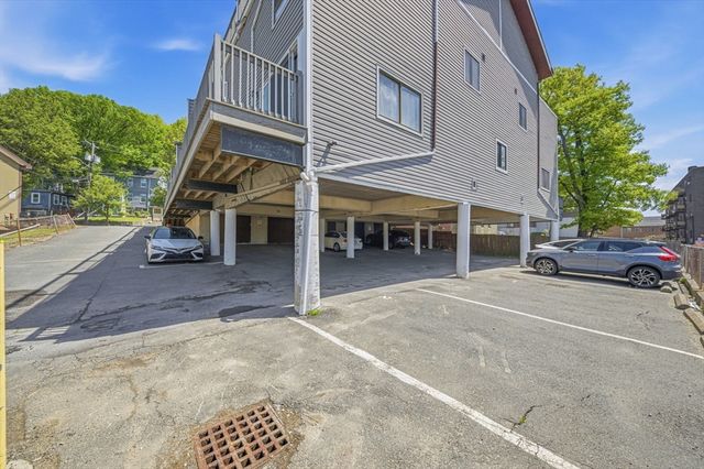 286 Fenno St 1, Revere, MA 02151