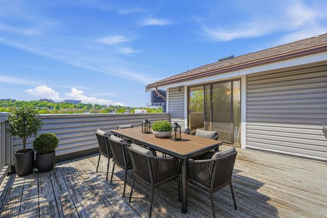 286 Fenno St 1, Revere, MA 02151