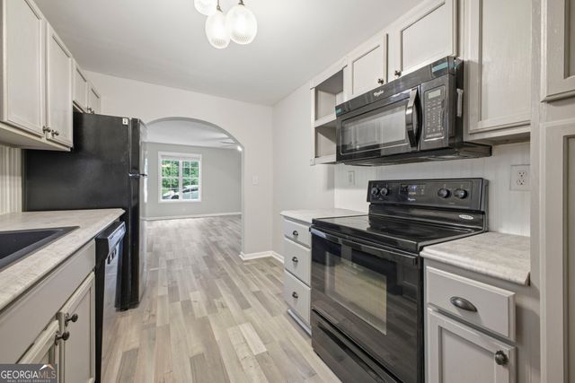 40 Mctier Circle NW, Cartersville, GA 30120
