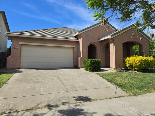 2368 Portola St, West Sacramento, CA 95691