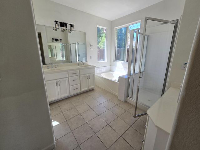 2368 Portola St, West Sacramento, CA 95691