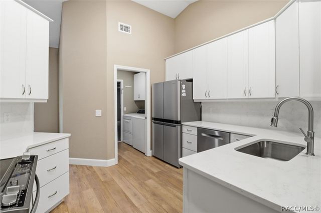 543 N Kinglet Avenue, Hernando, FL 34442