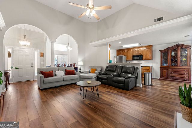 406 Quail Run Drive, Warner Robins, GA 31088