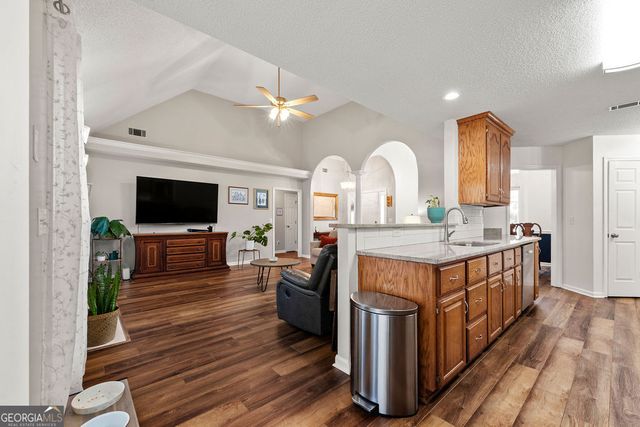 406 Quail Run Drive, Warner Robins, GA 31088